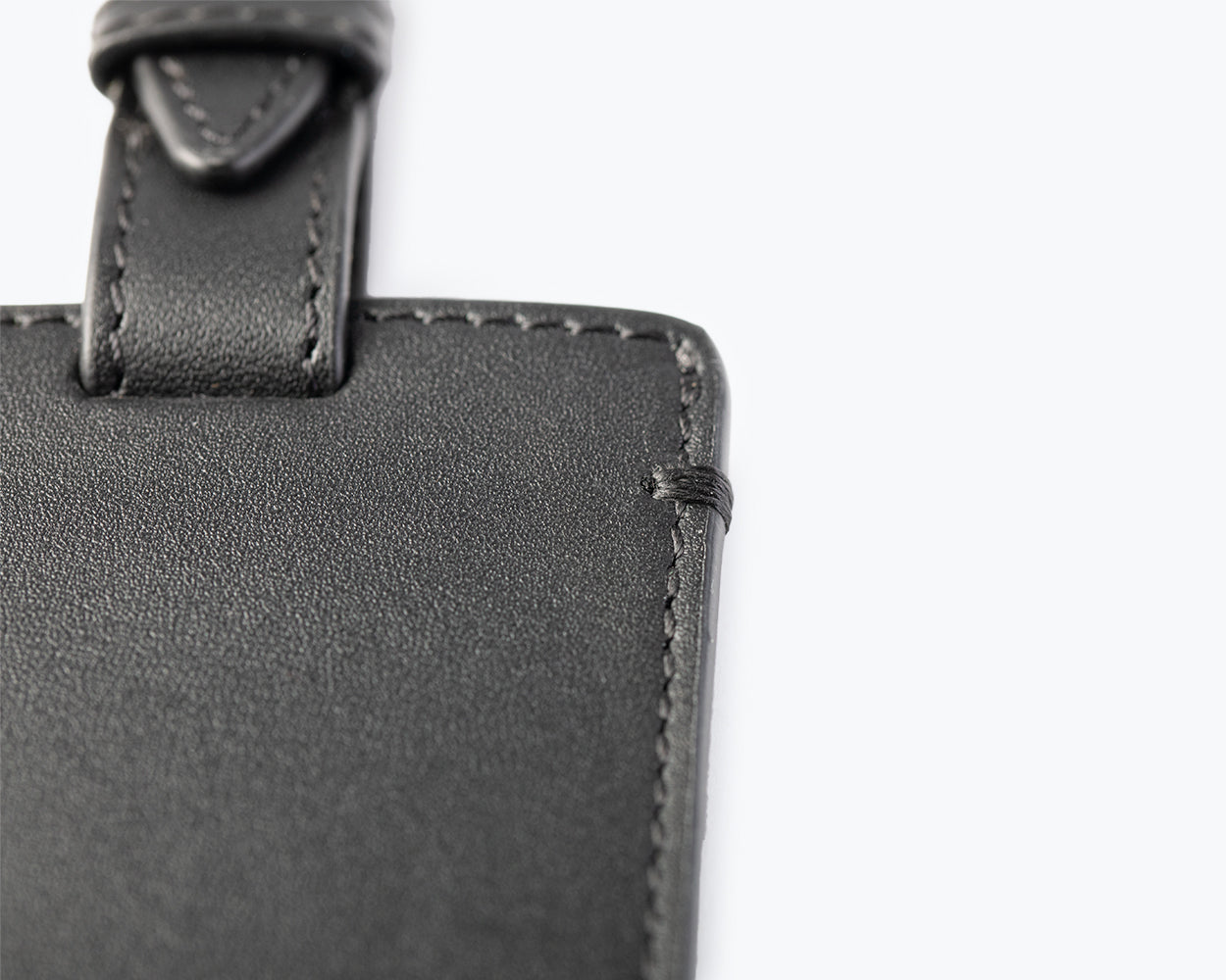The Essential Collection - Leather Luggage Tag