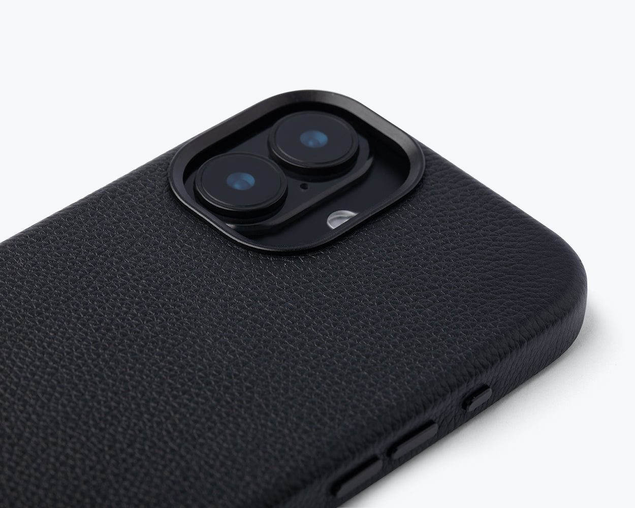 Apple iPhone 17 - Metro Leather Bumper Phone Case