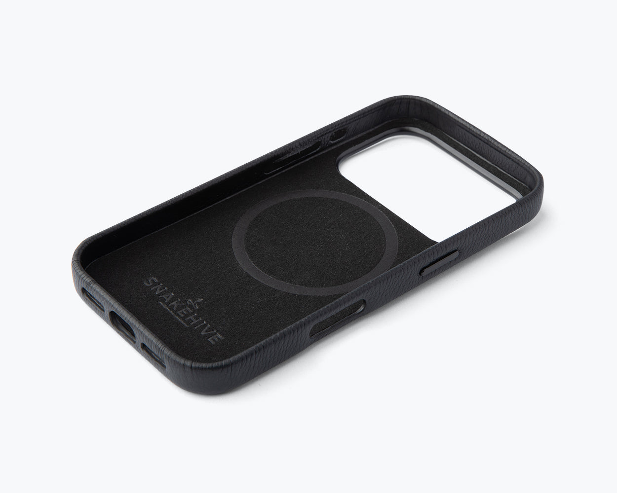 Apple iPhone 17 Pro Max - Metro Leather Bumper Phone Case