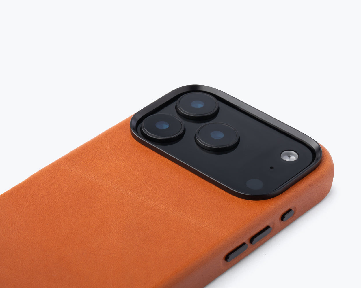Apple iPhone 17 Pro - Metro Leather Bumper Phone Case