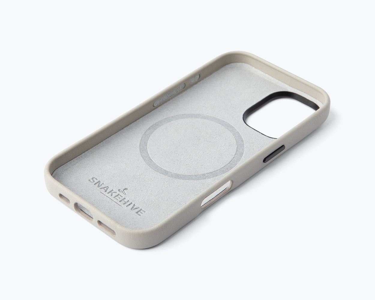 Apple iPhone 17 - Metro Leather Bumper Phone Case