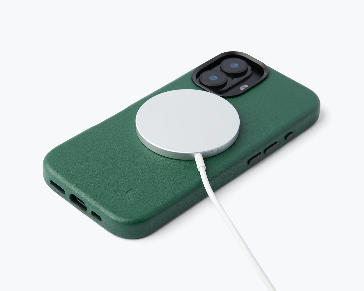 Apple iPhone 17 - Metro Leather Bumper Phone Case