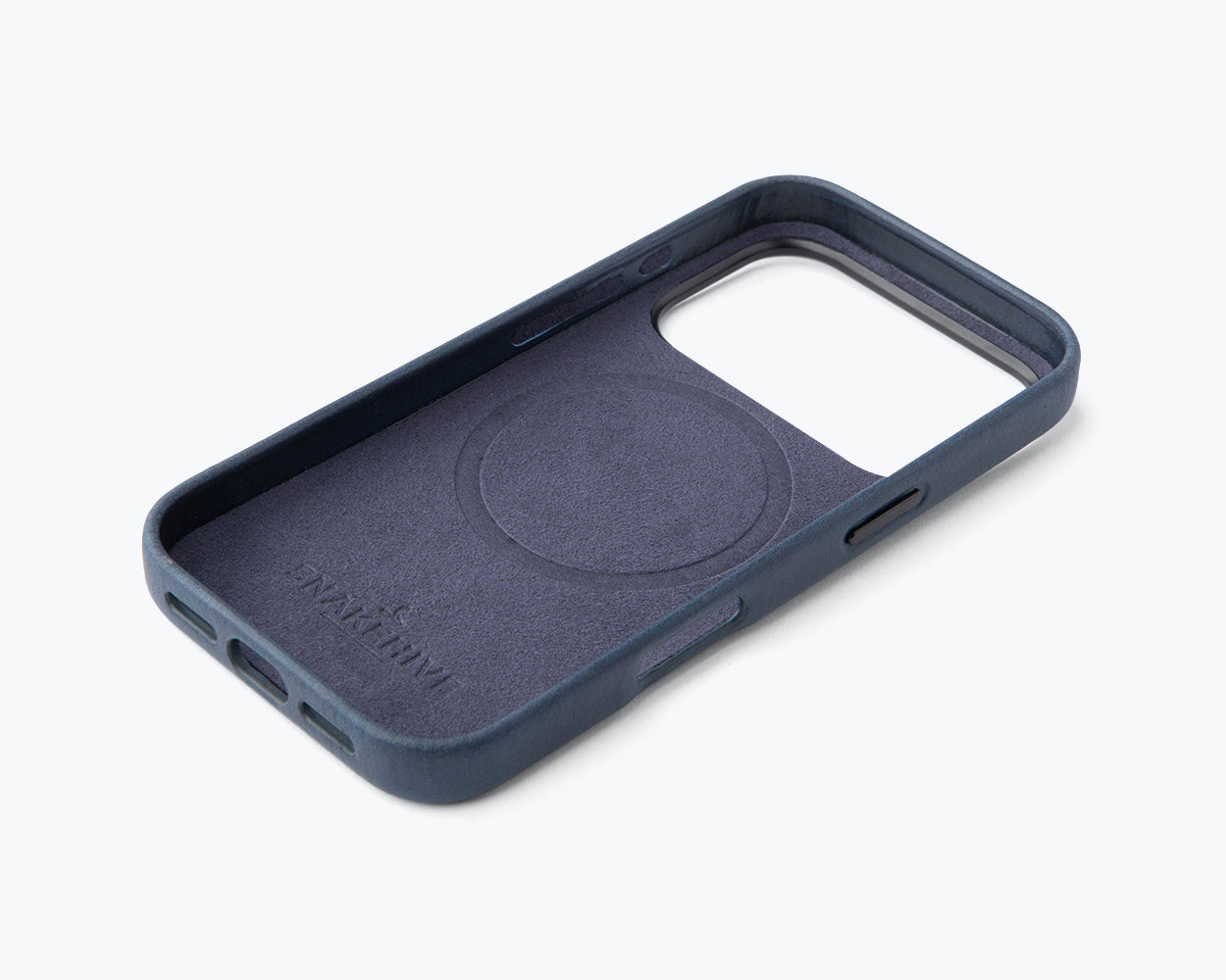 Apple iPhone 17 Pro - Metro Leather Bumper Phone Case