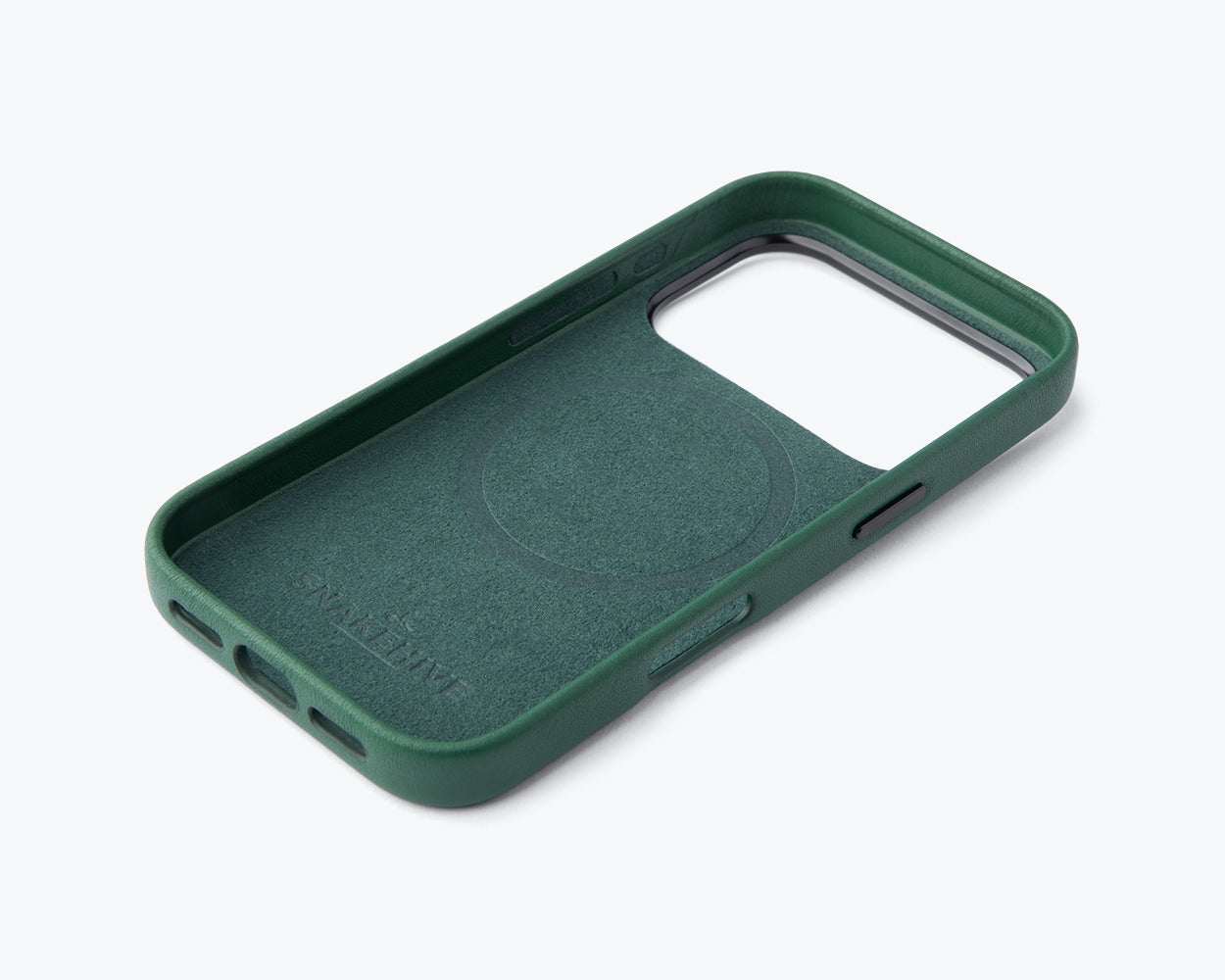Apple iPhone 17 Pro - Metro Leather Bumper Phone Case
