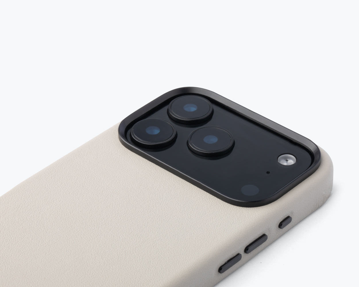 Apple iPhone 17 Pro - Metro Leather Bumper Phone Case