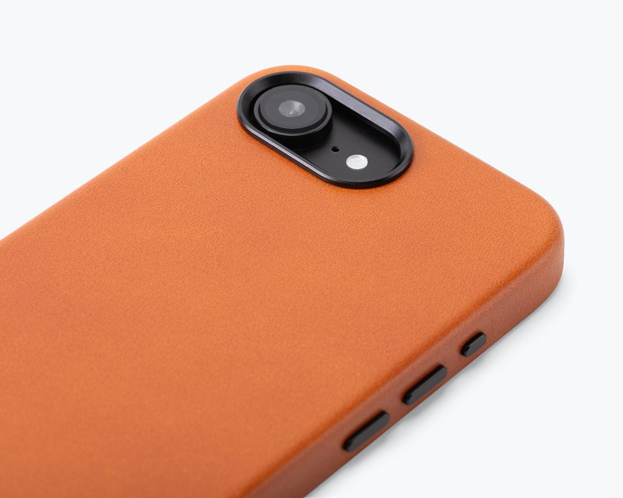 Apple iPhone 16e - Metro Leather Bumper Phone Case