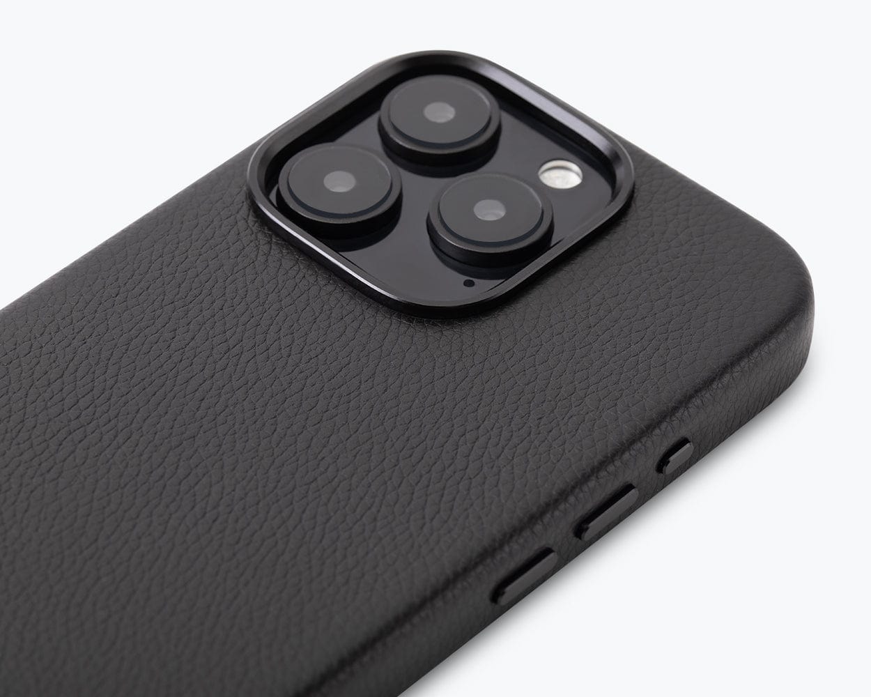 Apple iPhone 16 Pro Max - Metro Leather Bumper Phone Case