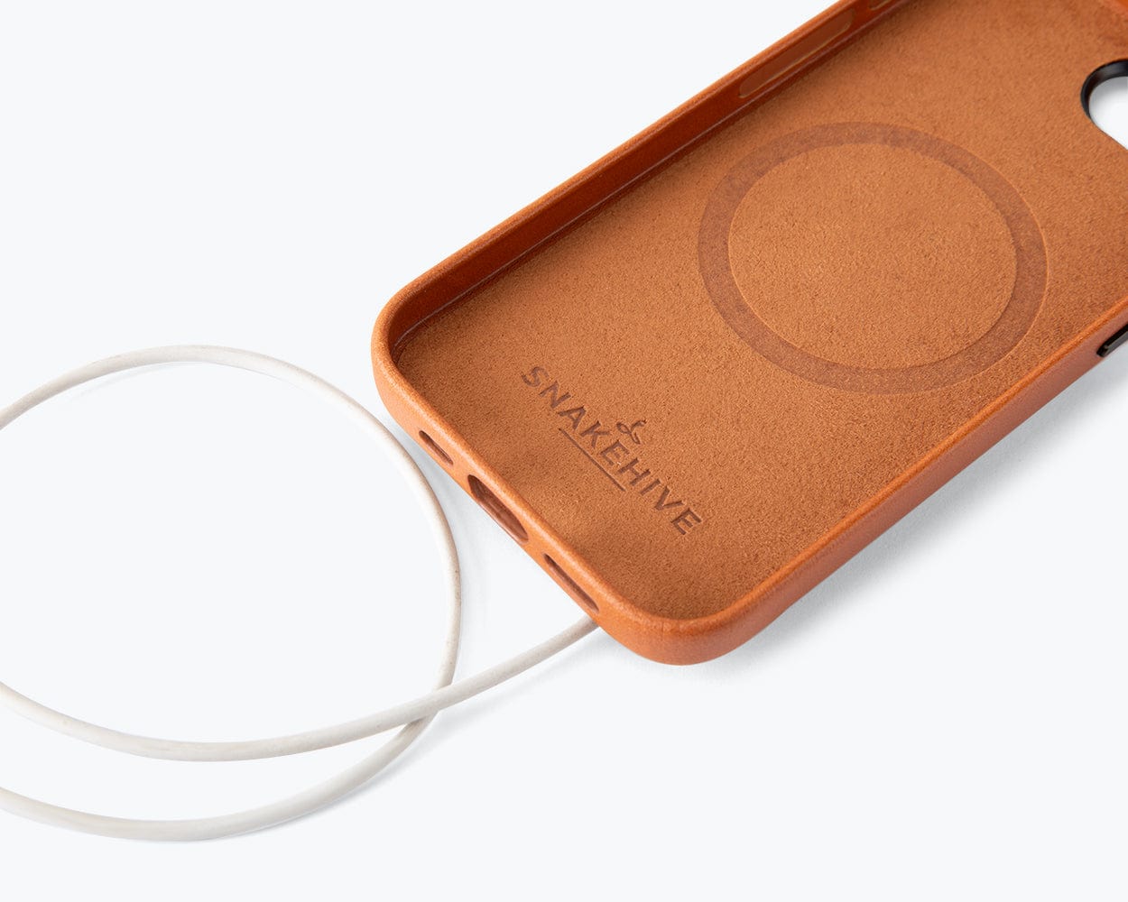 Apple iPhone 16e - Metro Leather Bumper Phone Case