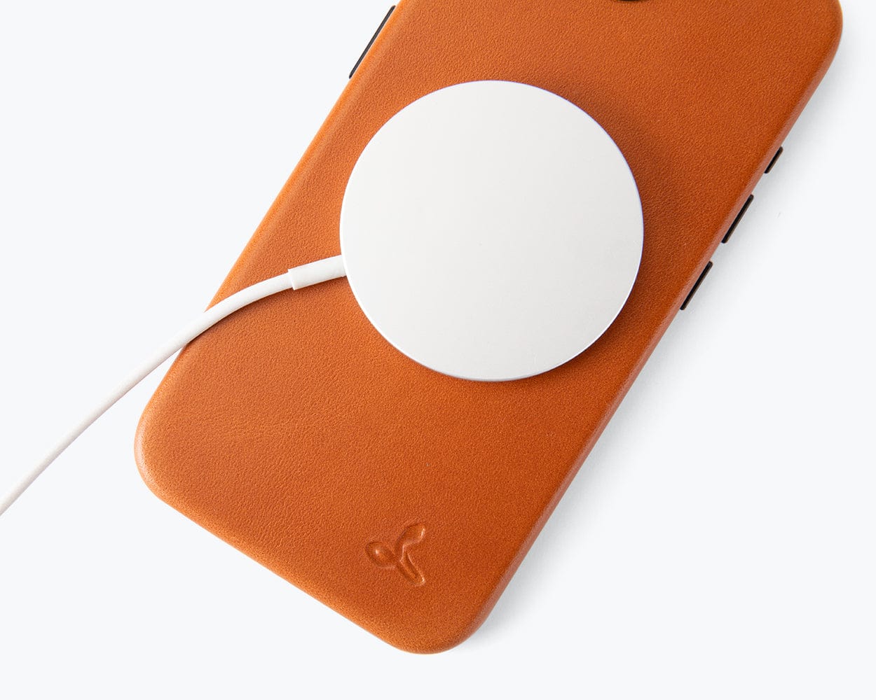 Apple iPhone 16e - Metro Leather Bumper Phone Case