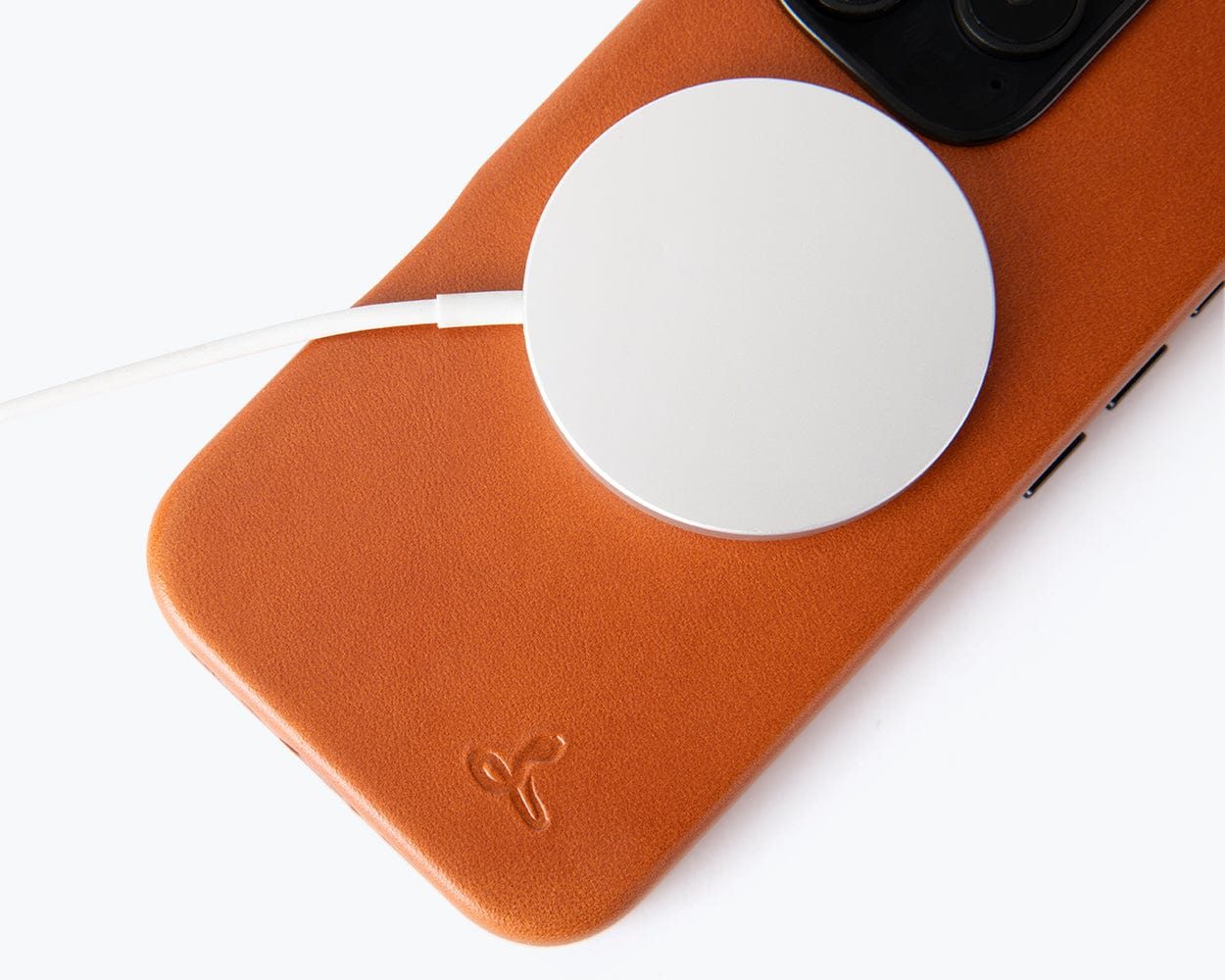 Apple iPhone 16 Pro Max - Metro Leather Bumper Phone Case