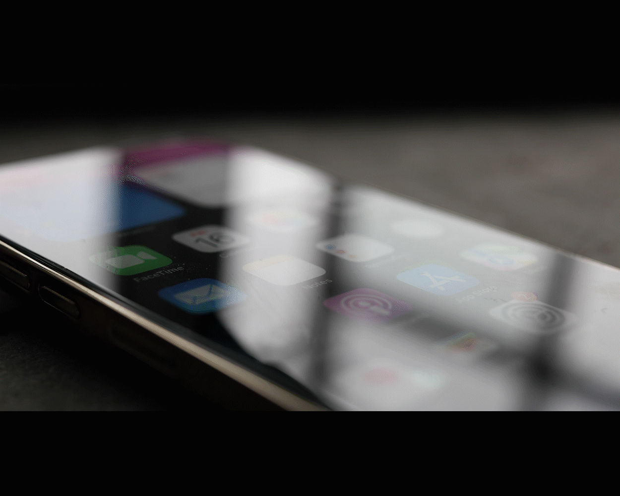 Premium Tempered Glass Screen Protector - Apple iPhone 13 Mini